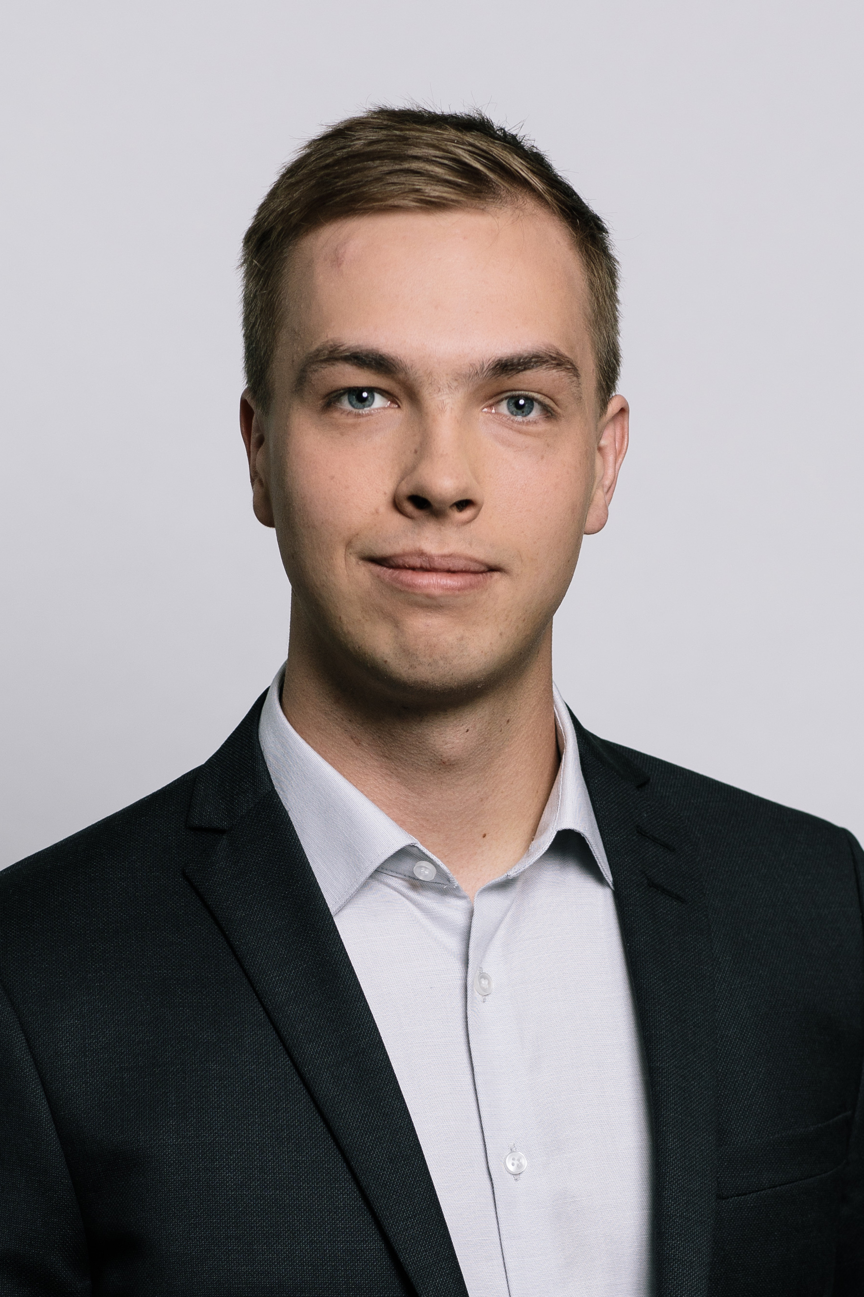 Sachverständiger für IT-Forensik Leonhard Wank Sachverständiger für IT-Forensik Leonhard Wank